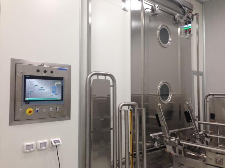 HMI on loading side 